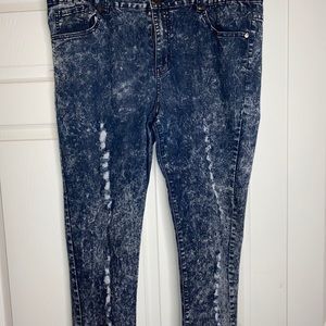 Bleached Distressed Stonewashed Jeans